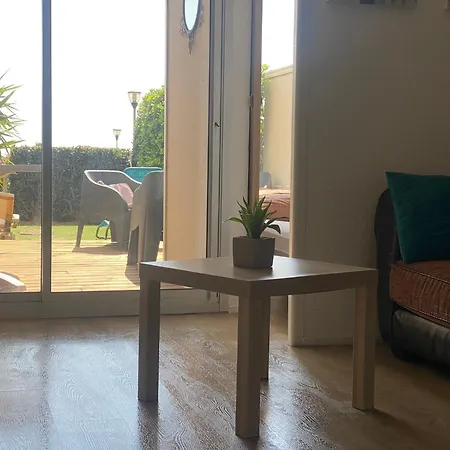 Les Pieds Dans L'eau Apartmán *