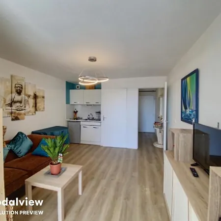 Les Pieds Dans L'eau *