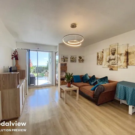 Les Pieds Dans L'eau *